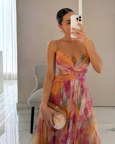 Gisele - Flattering Floral Maxi Dress